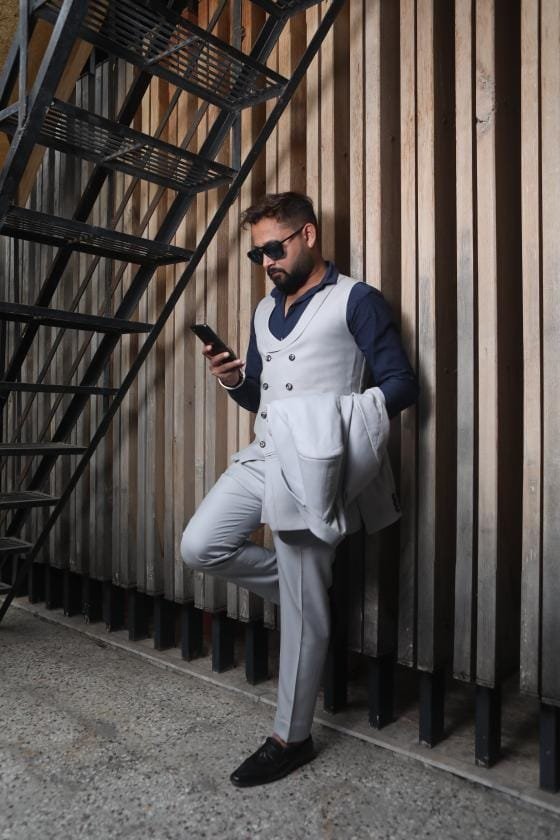 Abhieshek Katiyaar Real Estate Consultant